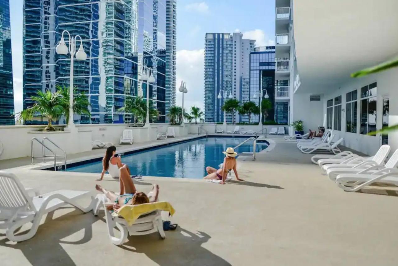 شقة Modern 1 Bed In The Heart Of Brickell With Free Parking ميامي المظهر الخارجي الصورة