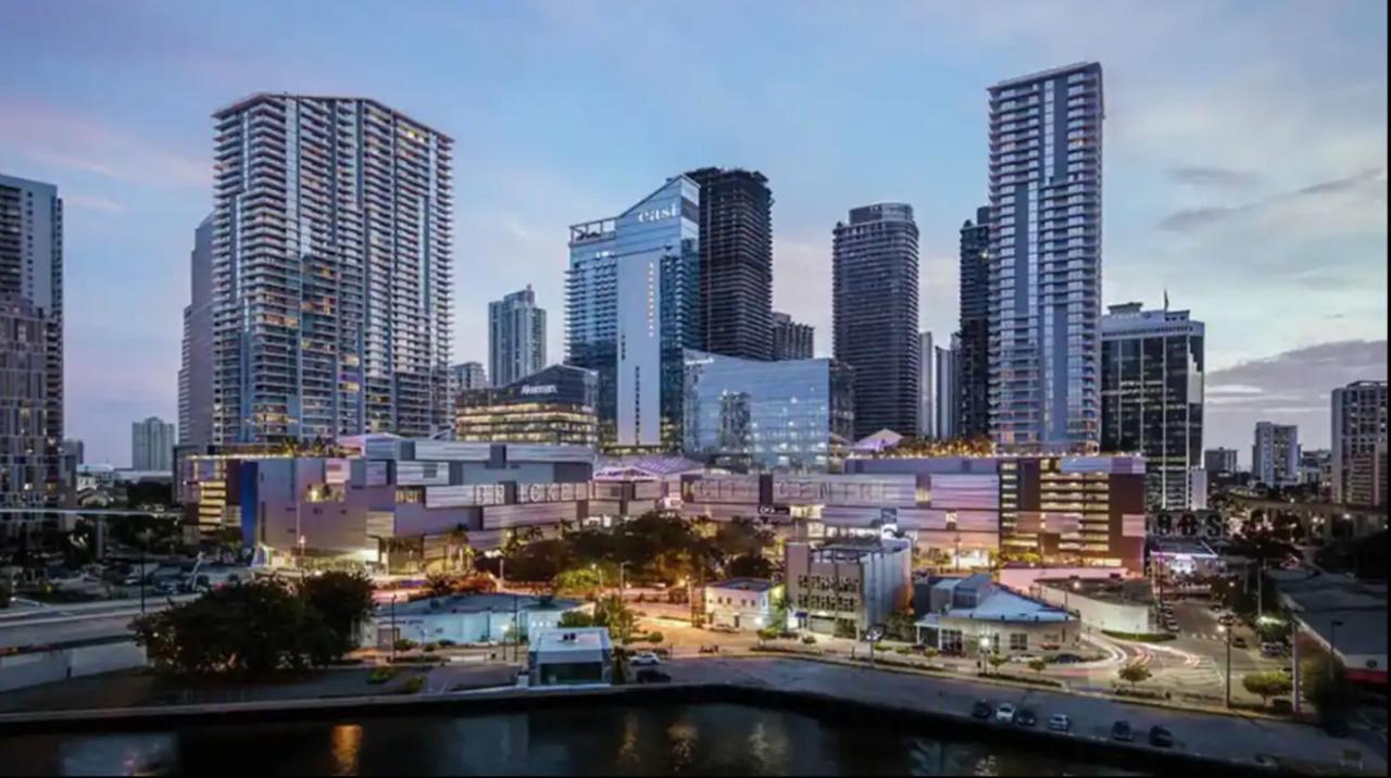 شقة Modern 1 Bed In The Heart Of Brickell With Free Parking ميامي المظهر الخارجي الصورة