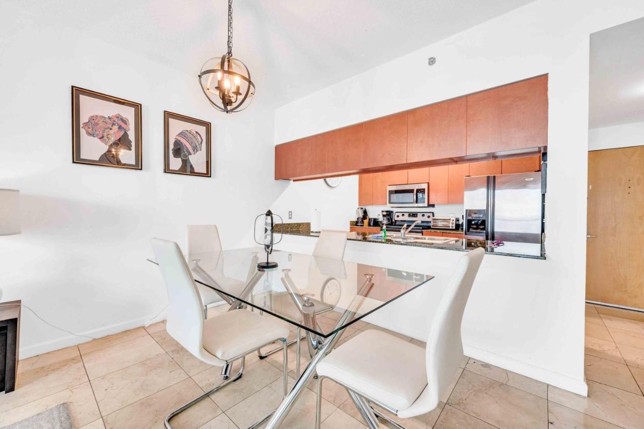 شقة Modern 1 Bed In The Heart Of Brickell With Free Parking ميامي المظهر الخارجي الصورة