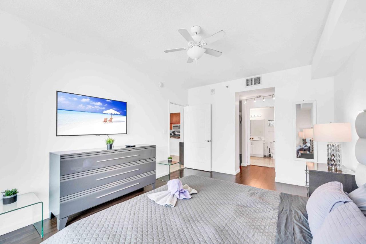 شقة Modern 1 Bed In The Heart Of Brickell With Free Parking ميامي المظهر الخارجي الصورة
